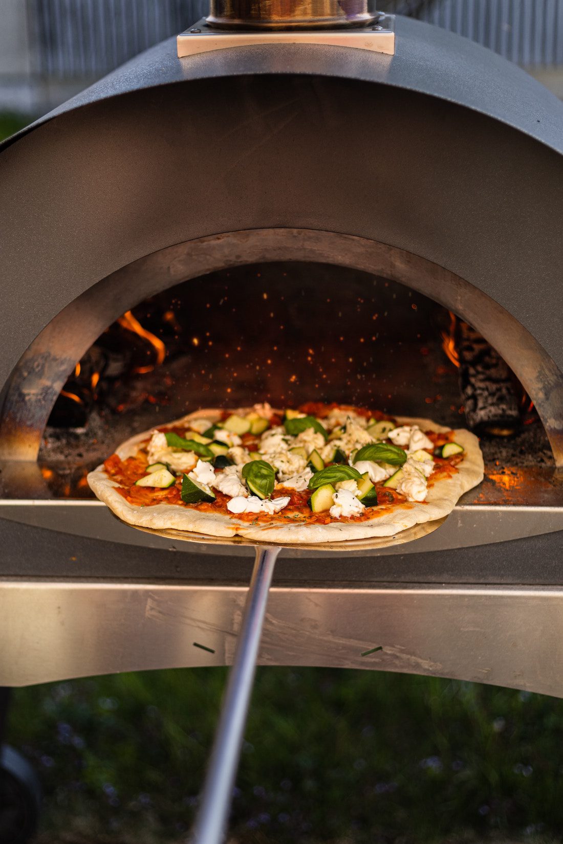 gas and wood pizza ovens